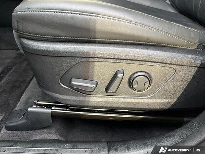 used 2025 Kia Sorento car, priced at $45,997