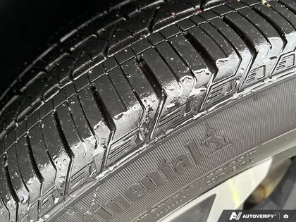 used 2025 Kia Sorento car, priced at $45,997