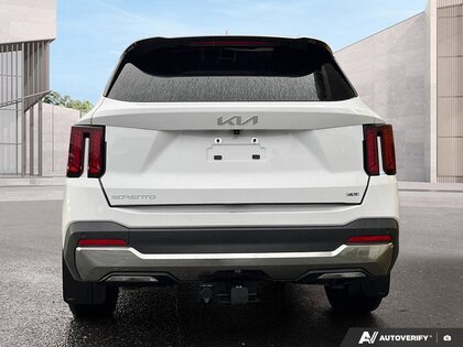 used 2025 Kia Sorento car, priced at $45,997
