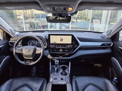 used 2023 Toyota Highlander car, priced at $55,995