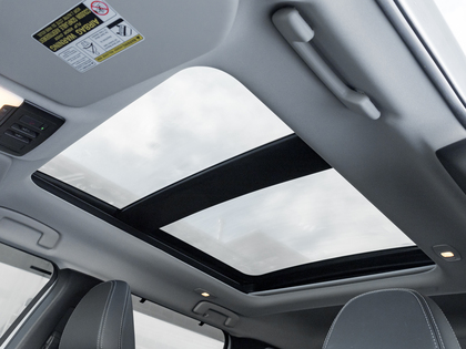 used 2023 Mitsubishi Outlander PHEV car, priced at $35,995