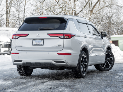 used 2023 Mitsubishi Outlander PHEV car, priced at $35,995