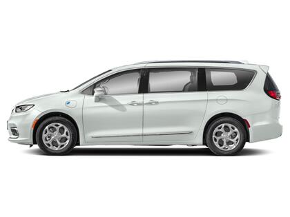 used 2022 Chrysler Pacifica Hybrid car, priced at $39,897